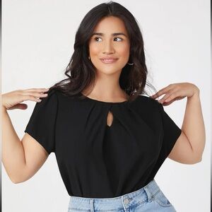 NEW SHEIN LUNE Plus Fold Pleated Keyhole Neck Solid Top